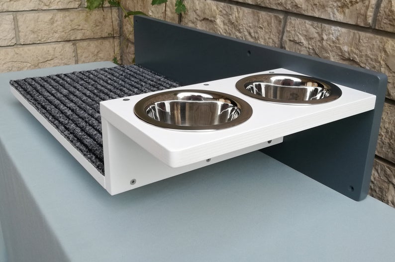 Wall-mounted cat feeder step - Hanging cat food bowls