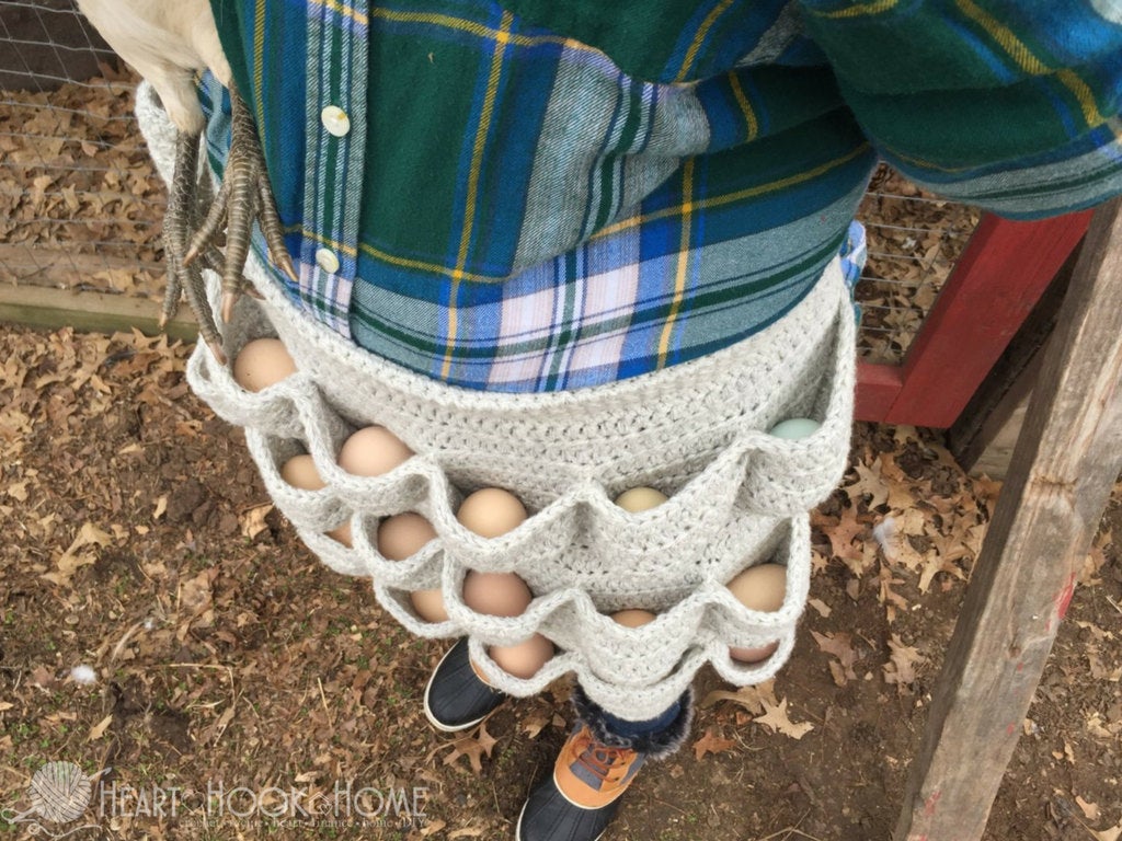 Crochet Egg Apron - Pattern to knit your own crochet egg apron