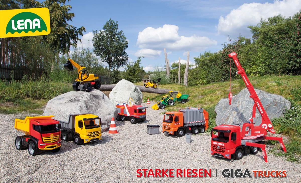 Giant working garbage truck toy - Best truck toy LENA Starke Riesen