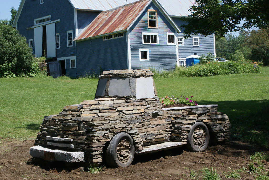 Guy Makes Vintage Cars and Trucks Out Of Rocks - Chris Miller Stone Truck Project