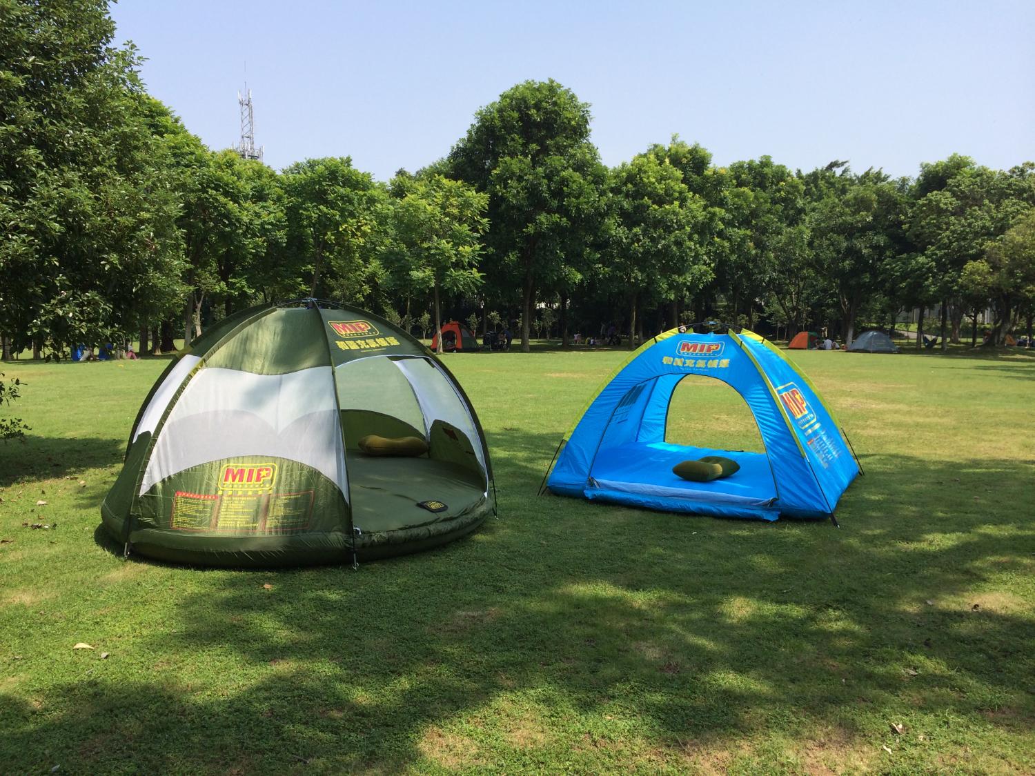 Inflatable Floating Tent - Floating water tent for the lake
