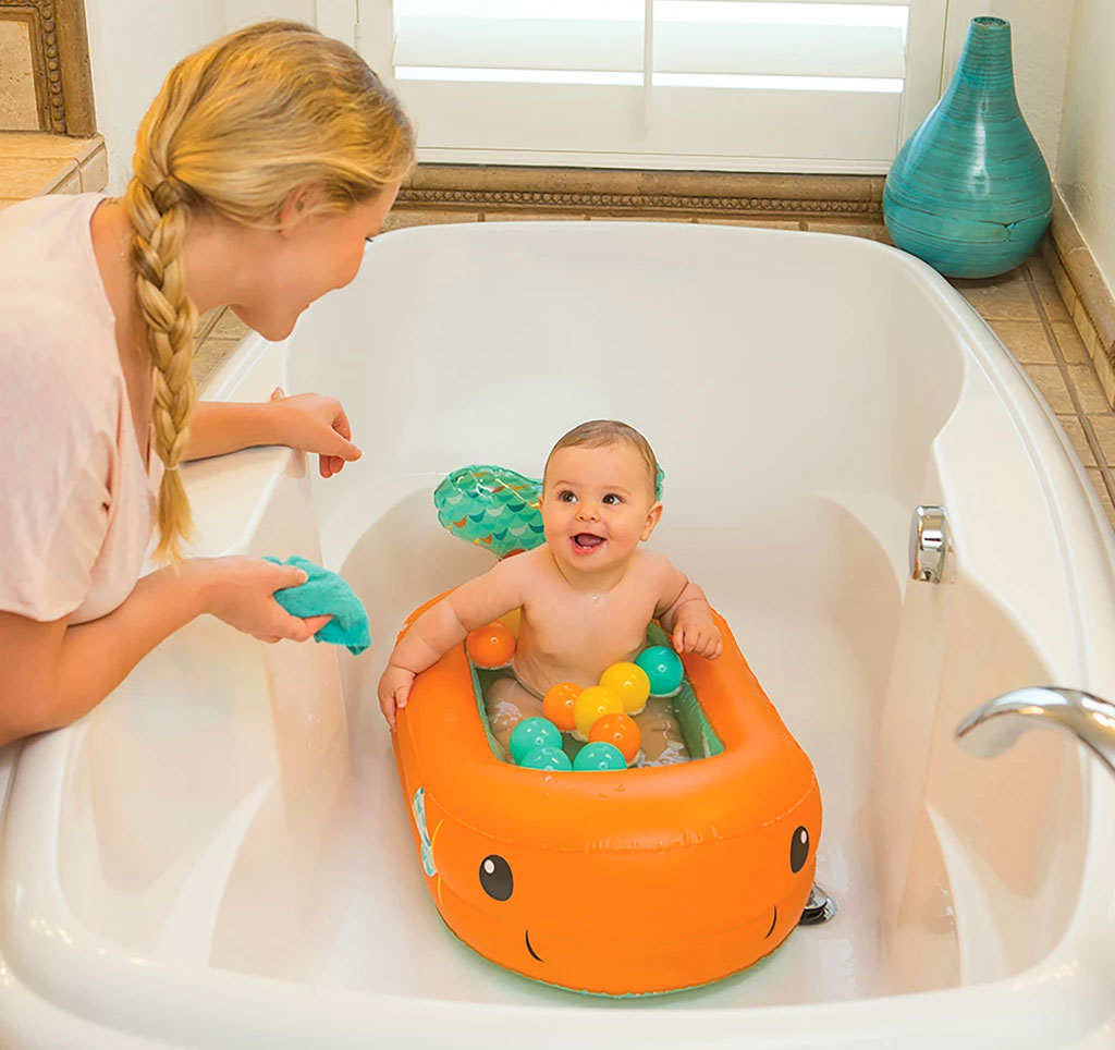 This Inflatable Whale Baby Bathtub Saves On Water And ...