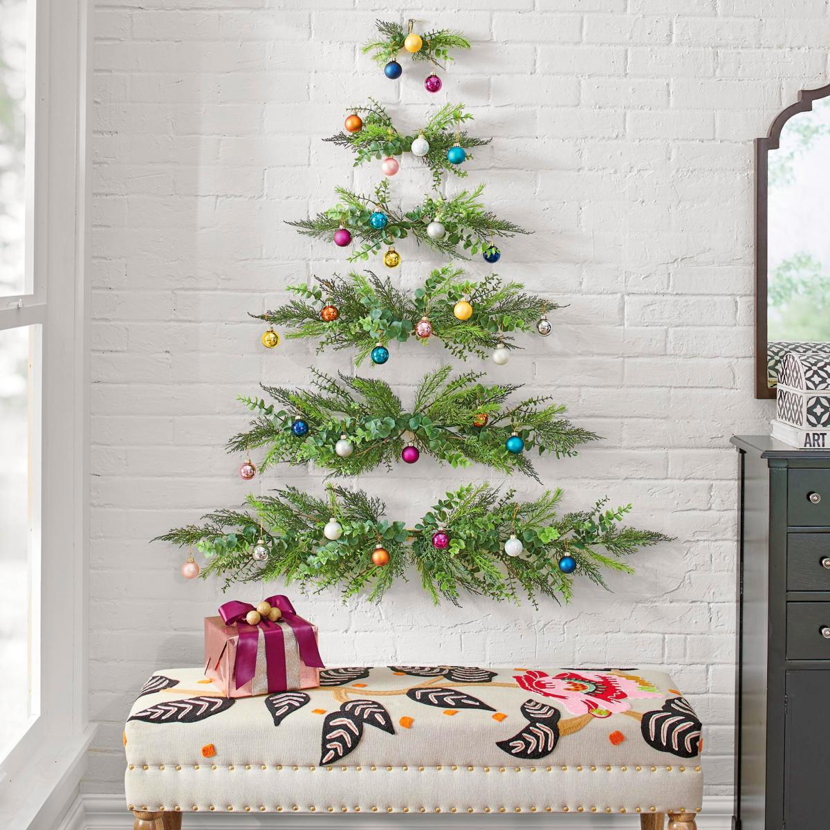 Minimal Christmas Tree - Wall-mounted Christmas Tree - Embedded into wall tree decor