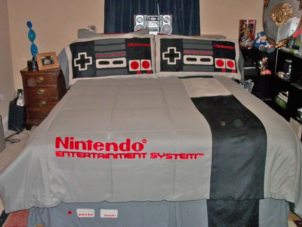 Nintendo Entertainment System Bed Set