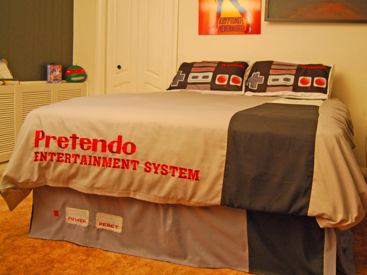 Nintendo Bedding Set - Geeky NES game console bedspread and pillowcases