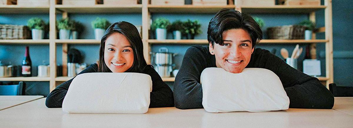 There S Now A Curved Pillow That Lets You Cuddle Without Turning Your Arm Numb