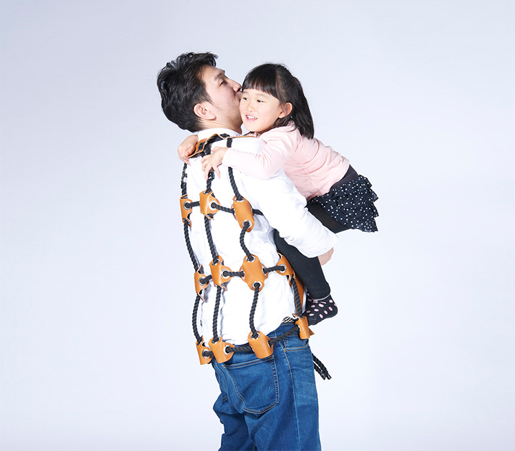 Rope Suit Turns Dad Into Jungle Gym