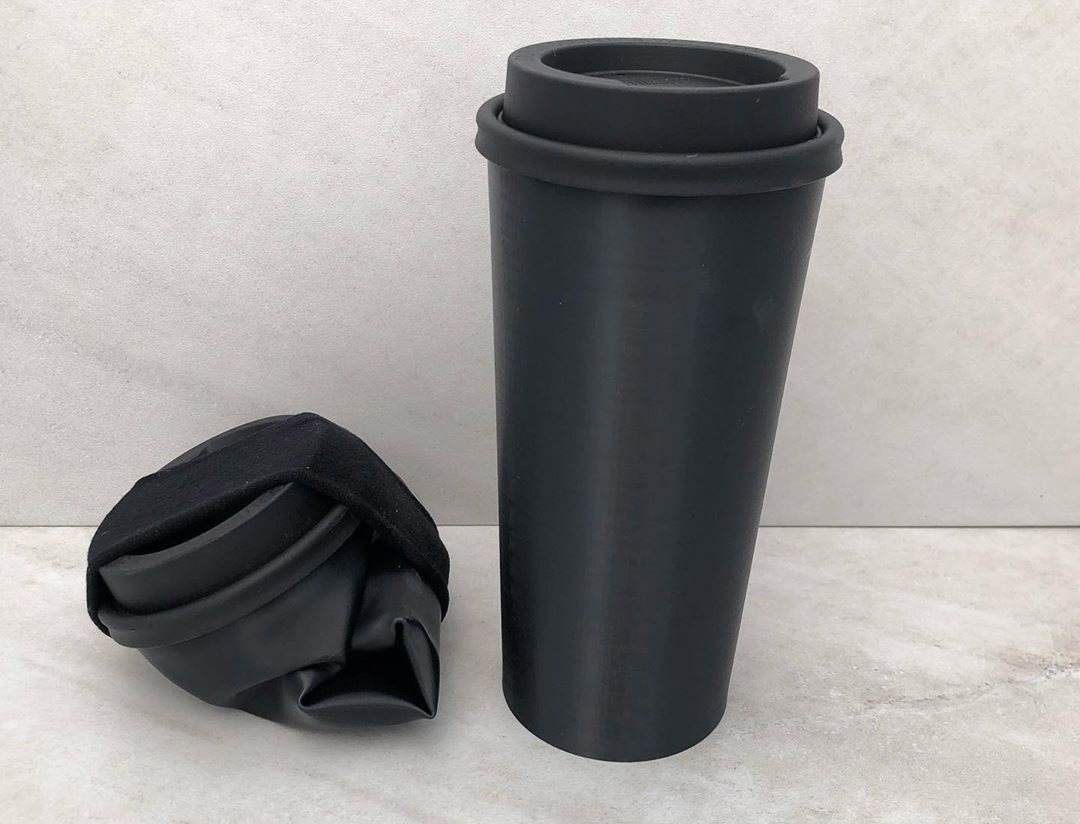 Silicone Travel Mug Collapses Down To Easily Fit Into Your Bag or pocket - Trinken CWB collapsing cup