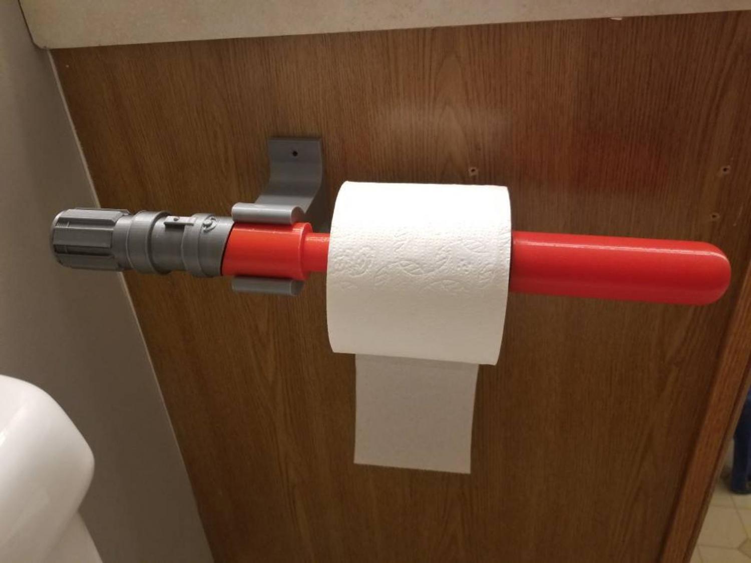 Star Wars lightsaber toilet paper holder - Wall mounted lightsaber Star Wars geeky toilet paper holder