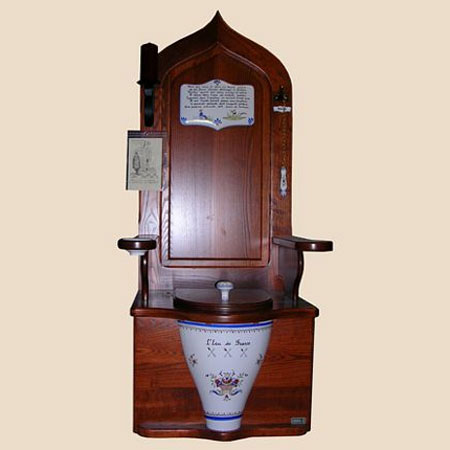 Wooden Kings Throne Toilet