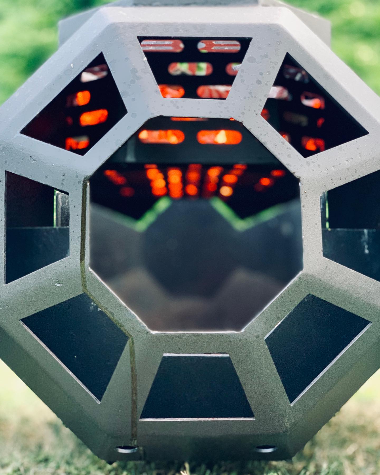 This Tie Fighter BBQ Grill Belongs In Every Stars Wars Lovers Backyard