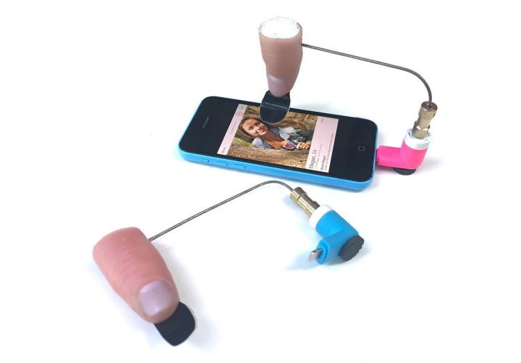 Tinda Finger: Automatic Tinder Swiping Robot - Swipes right 6000 times per hour - Tinder Finger Robot