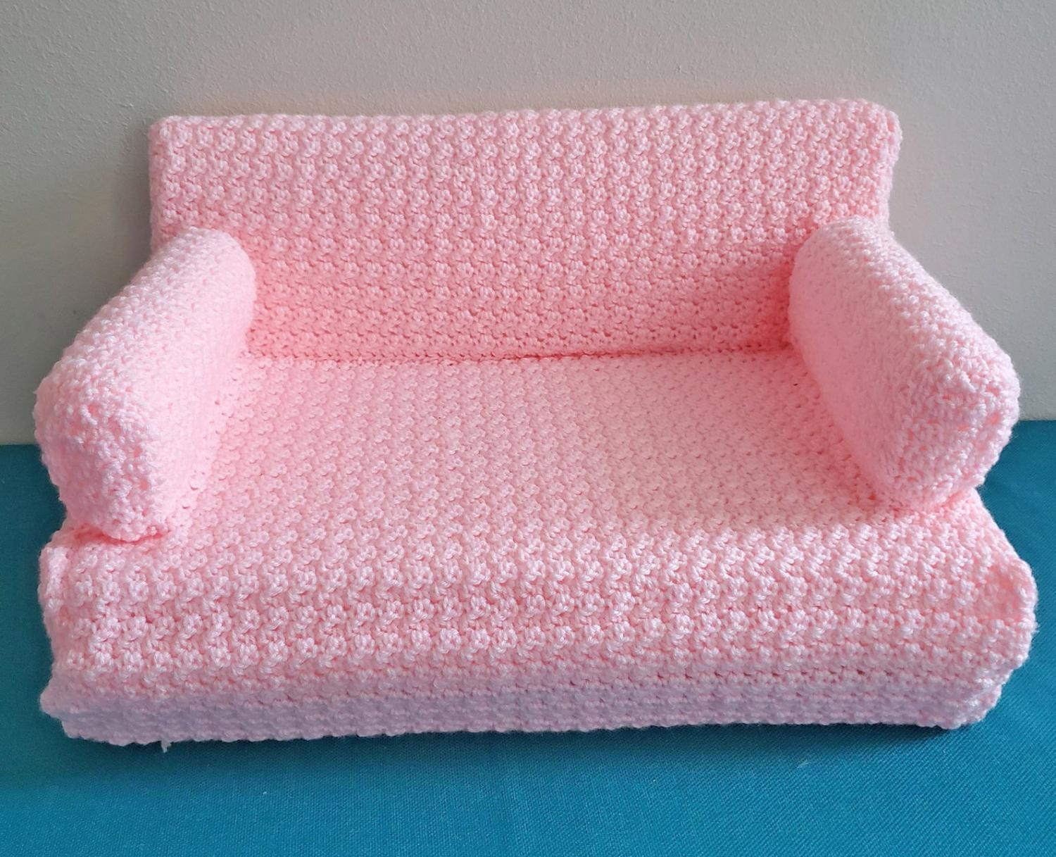 Cat Couch Crochet Pattern