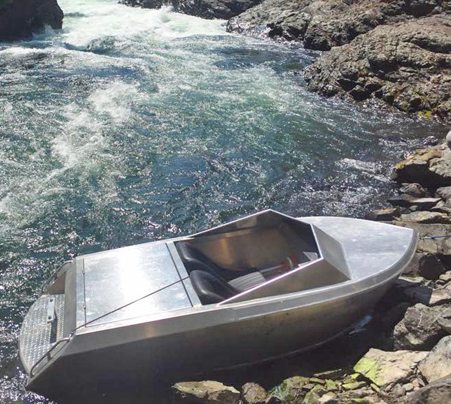 Tiny One Person Speed Boat - Micro jet boat