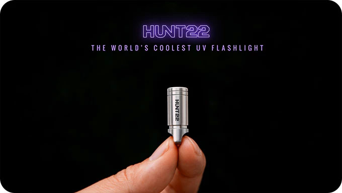 HUNT22 UV Flashlight