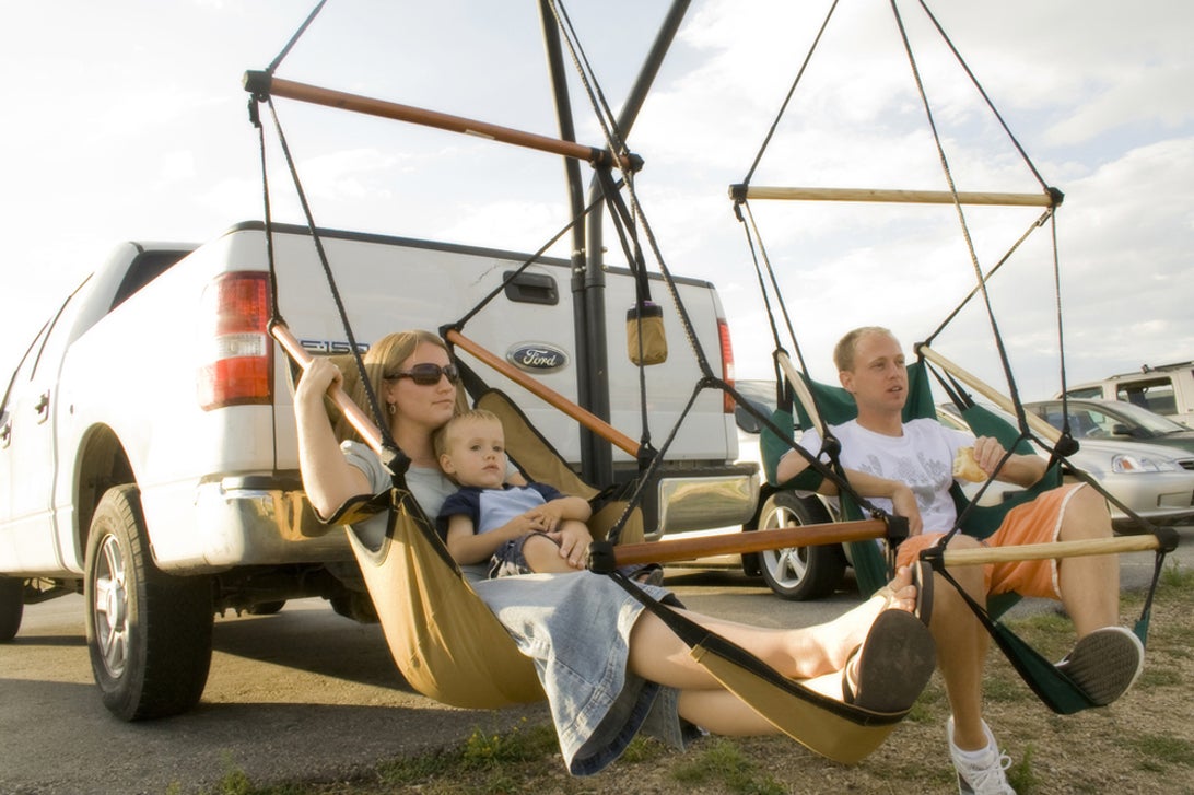 tailgate swing chair