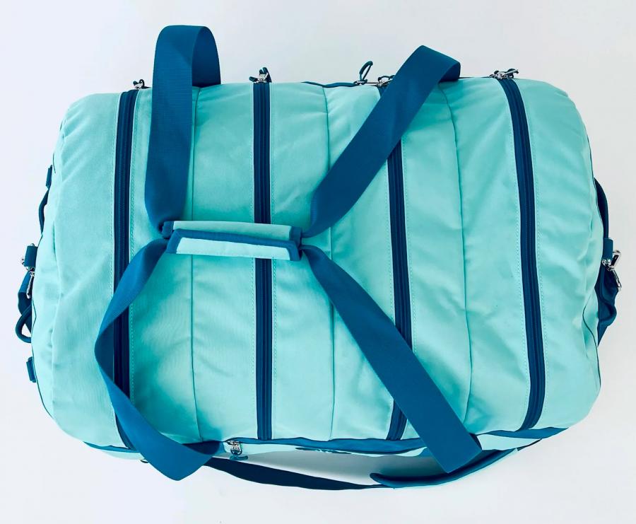 travel duffel bag with compartments