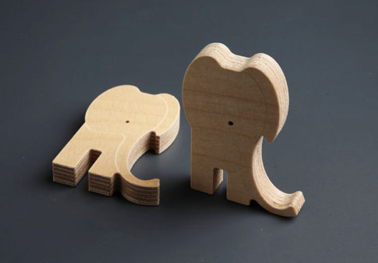 https://odditymall.com/includes/content/upload/unique-wooden-animal-puzzles-for-babies-2573.jpg