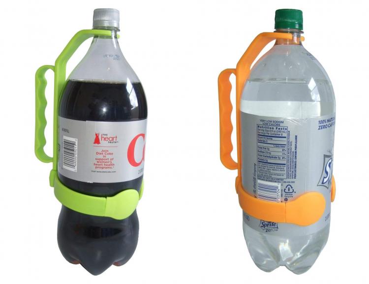 https://odditymall.com/includes/content/upload/universal-bottle-handle-adds-handle-to-1-and-2-liter-bottles-5896.jpg