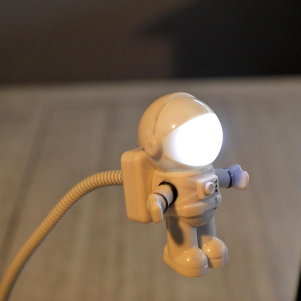 MINI ASTRONAUTE LUMINEUX USB