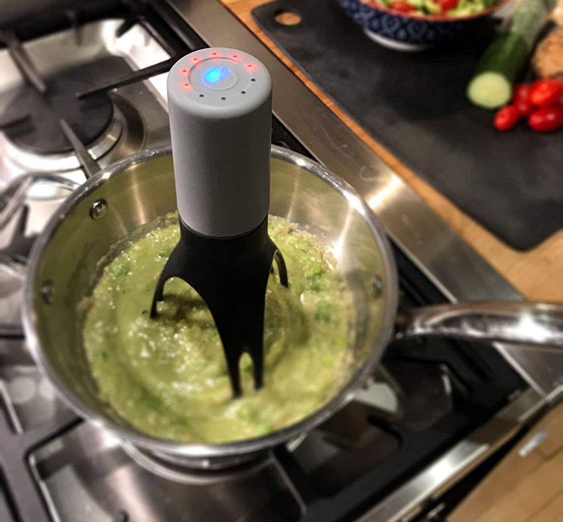 This Ingenious Self-Stirring Gadget Will Stir Your Sauces and Soups While  You Work On Other Things