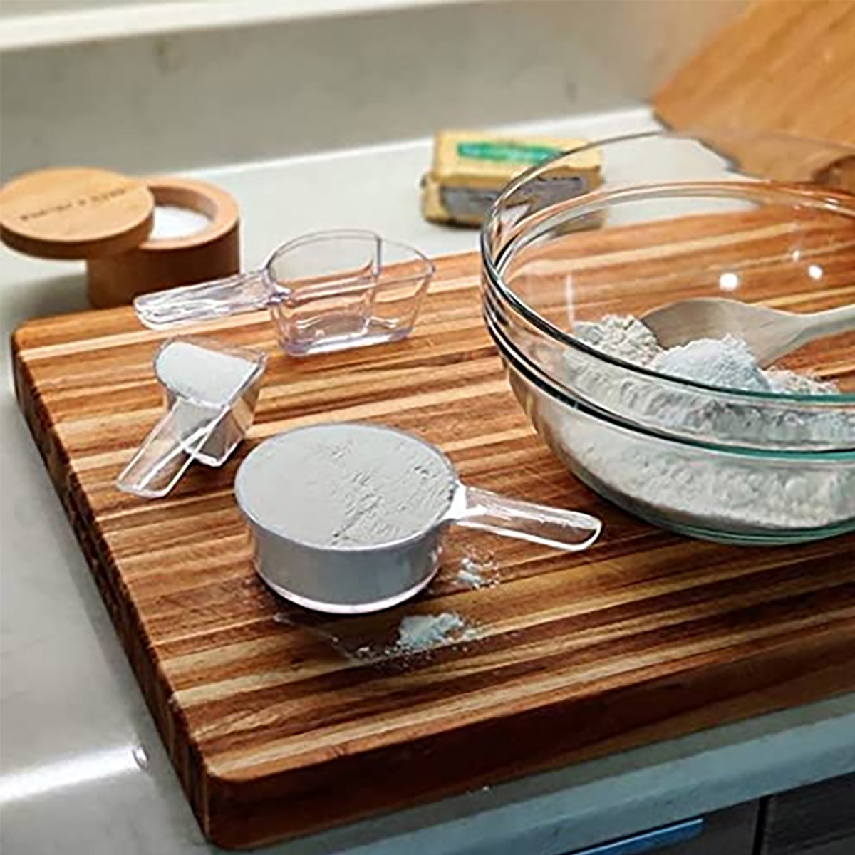 These Visual Measuring Cups Are Perfect For Newbie Bakers