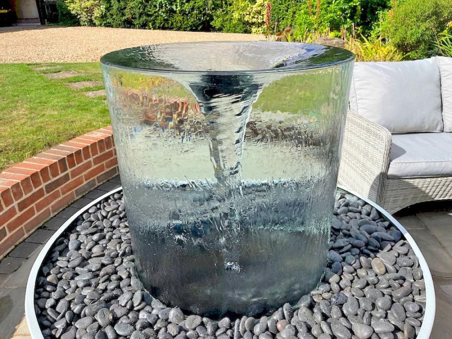 This Endless Vortex Water Fountain Might Be The Coolest Water Feature For  Your Backyard