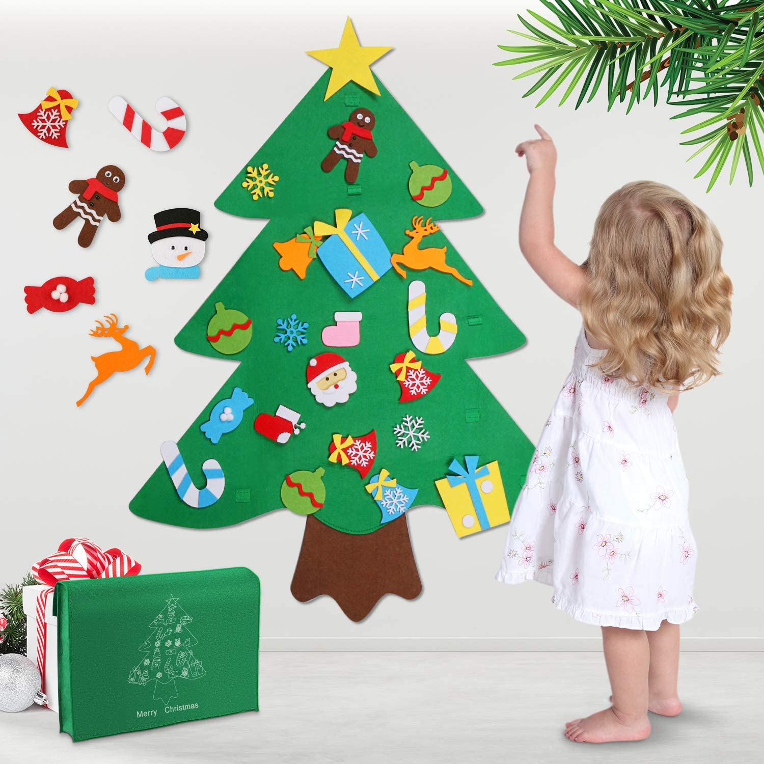 These Flat Wall Mounted Christmas Trees Will Save Tons Of Space In ...