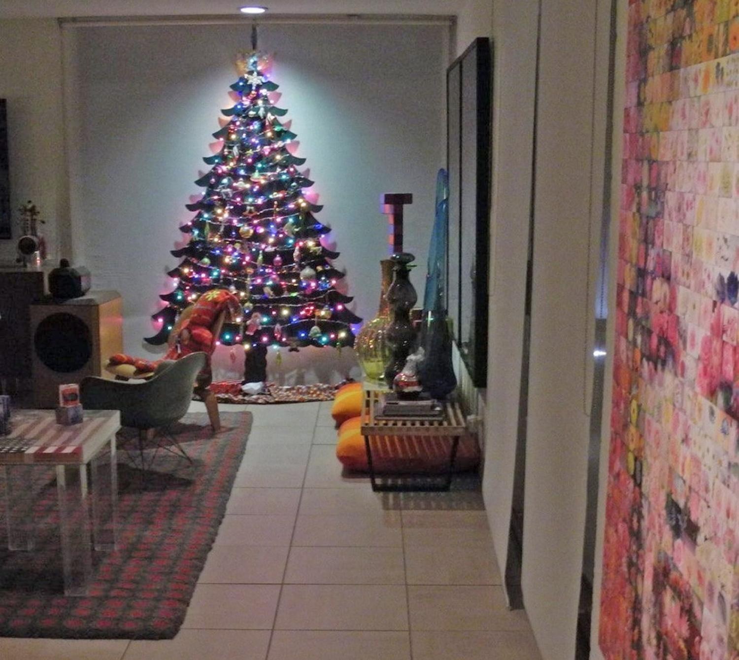 Flat To Wall Christmas Tree 