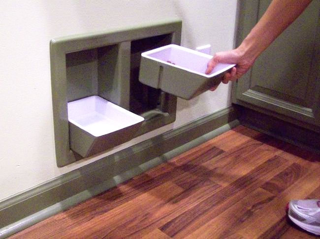 Wall mounted outlet dog bowls