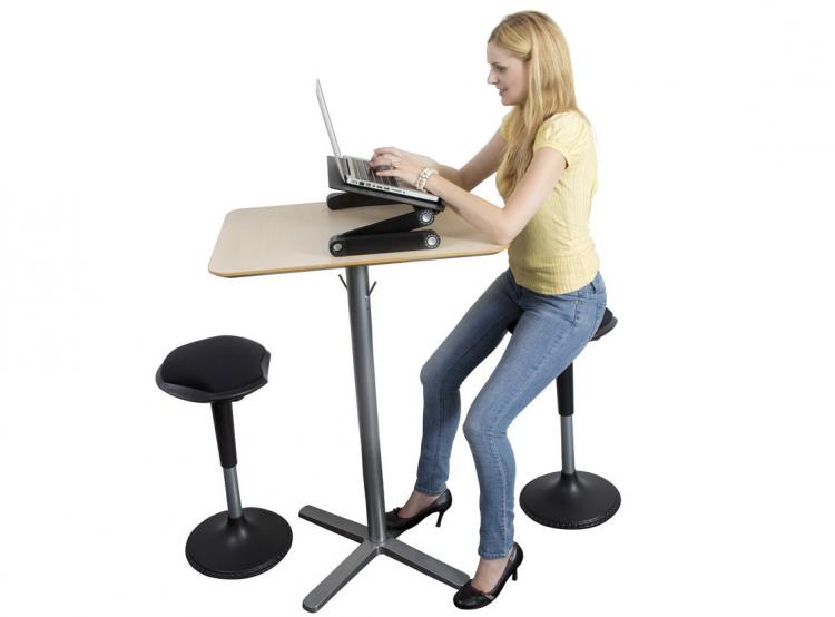 Wobble Stool A Wobbling Ergonomic Office Stool To Sit Or Lean