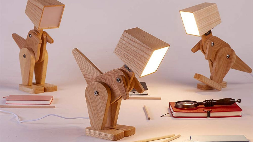 Posable wooden dinosaur t-rex desk lamp