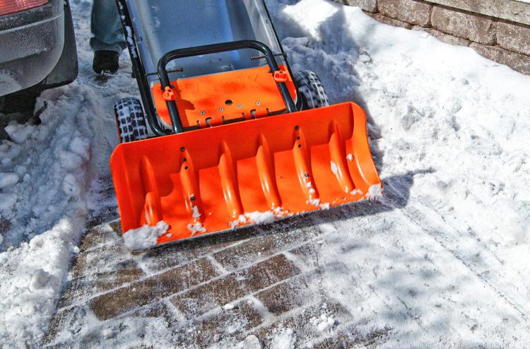 Rule your garden w/ the WORX AeroCart Multi-function Wheelbarrow + Water  Hauler for $100 (~$160 value)