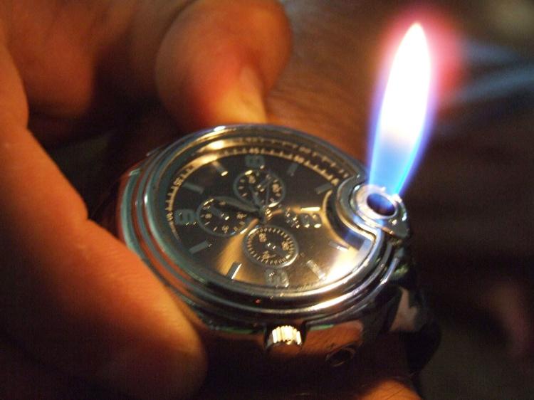 Wrist Watch Lighter: A Watch That Doubles as a Lighter