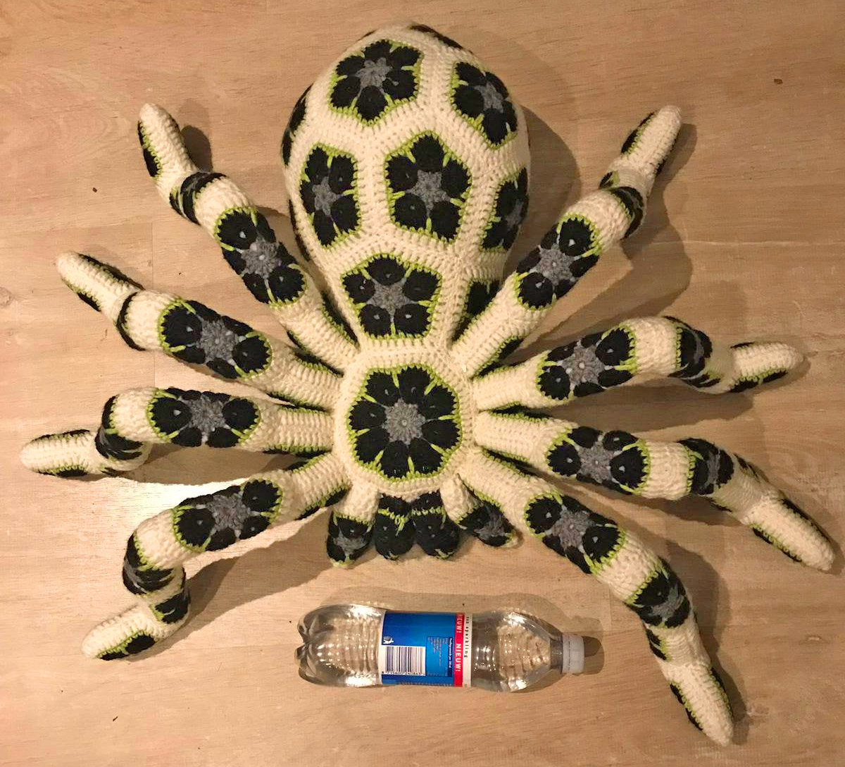 giant plush spider