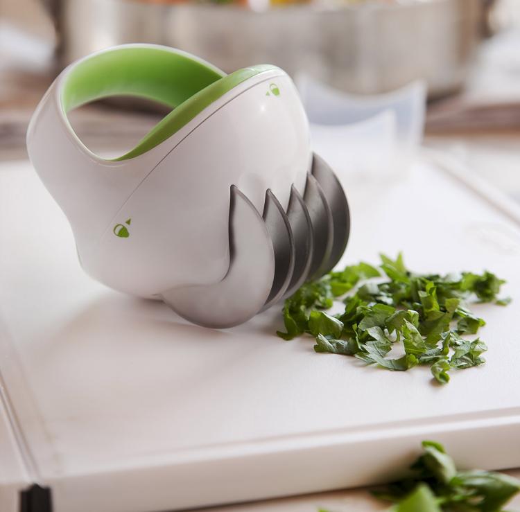 A Tool that Makes Mincing Fresh Herbs Easy - Food & Nutrition Magazine