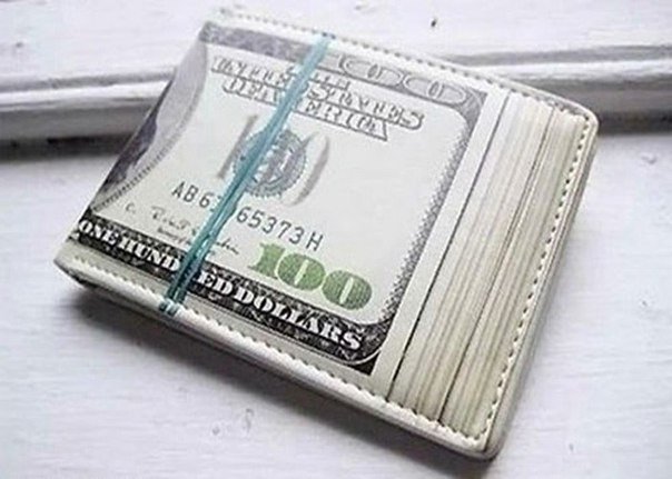 100 Dollar Bill Loaded Wallet