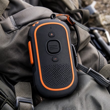 RugOne Xlink 7 compact AI sports walkie talkie thumbnail