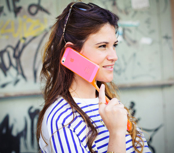 Fonhandle is a Handle For Your Phone