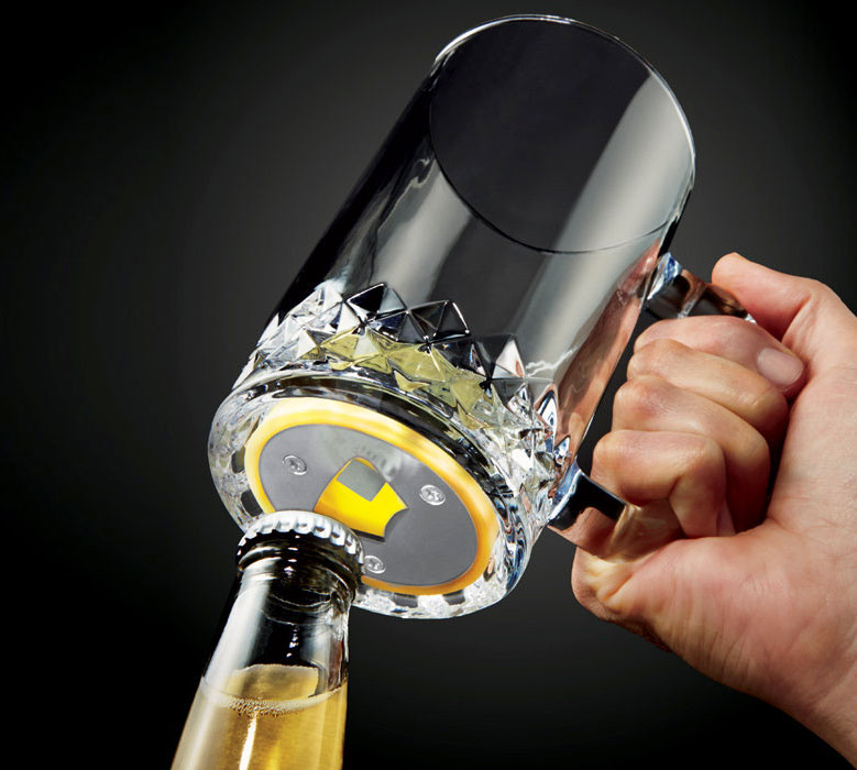 Pop 'n Pour Beer Mug Has a Bottle Opener on The Bottom Of It