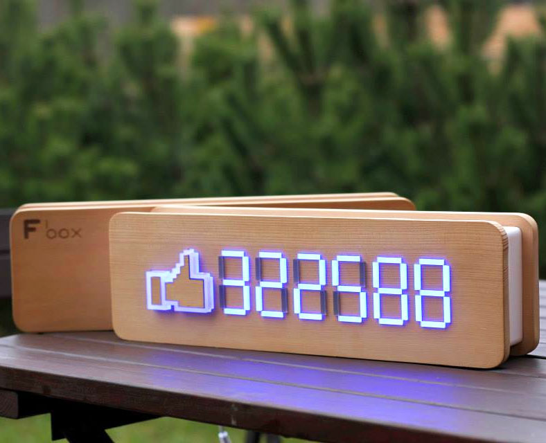 This Device Allows Businesses To Show Off Their Facebook Like Counts In Real Time