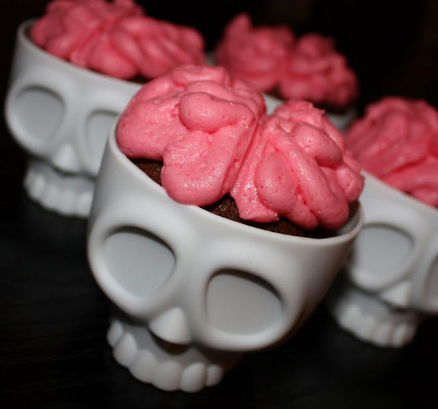 Skeleton Head Cupcake Molds - Brain Cupcakes
