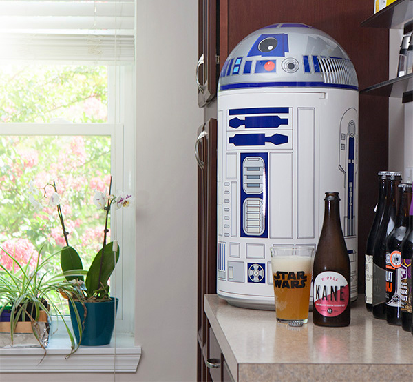 Star Wars R2-D2 Mini Fridge