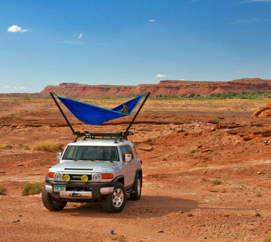 This Rooftop Hammock Puts a Hammock On The Top Of Your Car