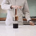 Eto: A Wine Preserver That Removes All Oxygen From Touching Your Wine
