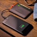 Smart Wallet Takes Picture Of Wallet Thieves and Sends Them To You