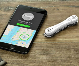 KeySmart Tile: A Key Organizer That Lets You Track Your Keys Via GPS