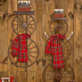 These Vintage Bicycle Wheels Turned Into Snowmen Make Super Cute Christmas Decorations