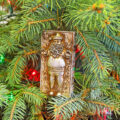 This Santa Stuck In Carbonite Christmas Ornament Is Perfect For Star Wars Lovers
