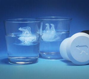 These Arctic Ice Molds Show Polar Bears and Penguins Walking On Glaciers
